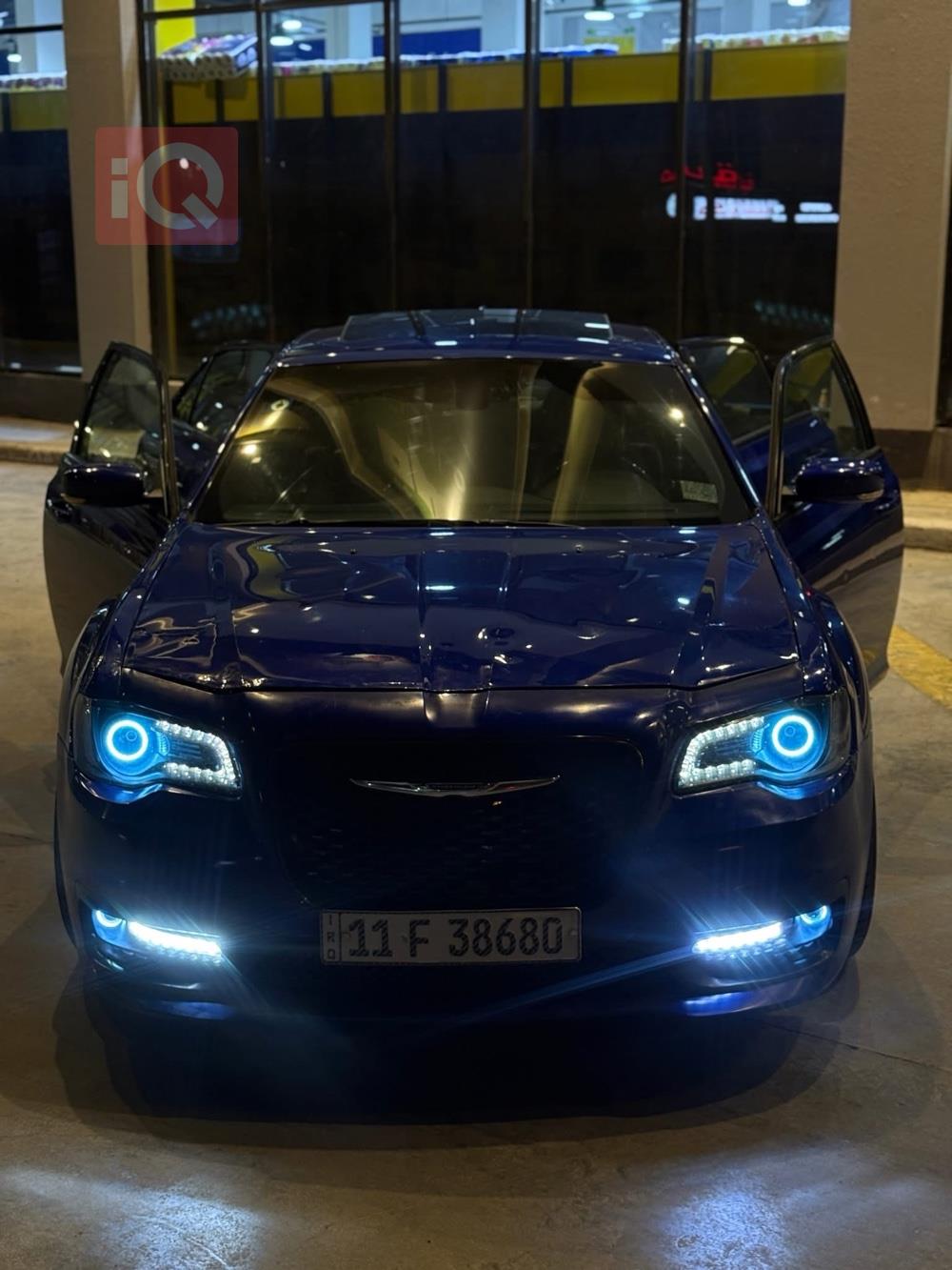 كرايسلر 300
